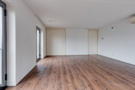 298abfa1-c4a1-42fb-bb2f-7dc25536cfe4.jpg