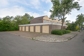 09.jpg