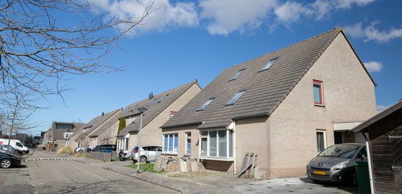 Azaleastraat 1, Almere