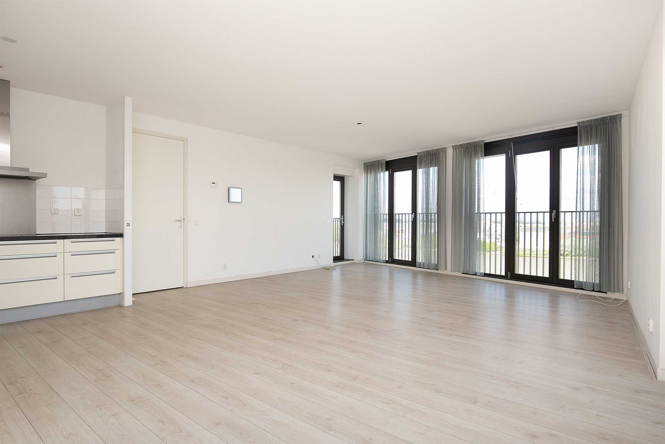 Appartement Cas Oorthuyskade in Amsterdam