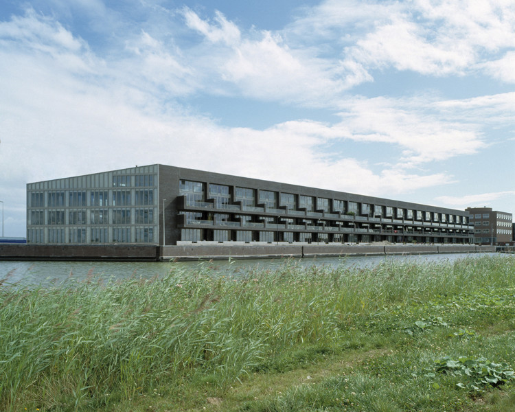 11138-blok-4-appartementen-amsterdam-complexfoto-008.jpg